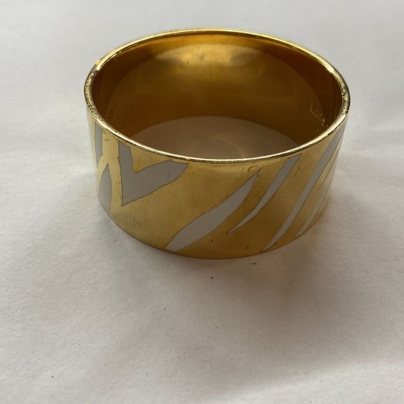 Kate Spade Gold and White Bracelet - Picture 5 of 12